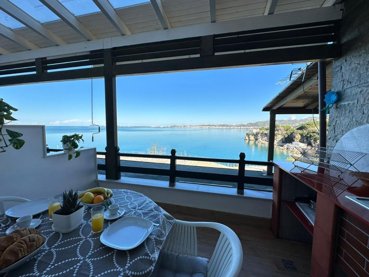 Home Aquamarine & Residence Vlorë Екстериор снимка
