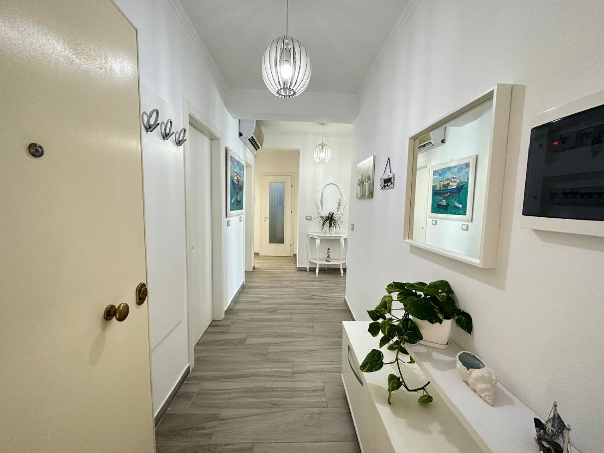 Home Aquamarine & Residence Vlorë Екстериор снимка