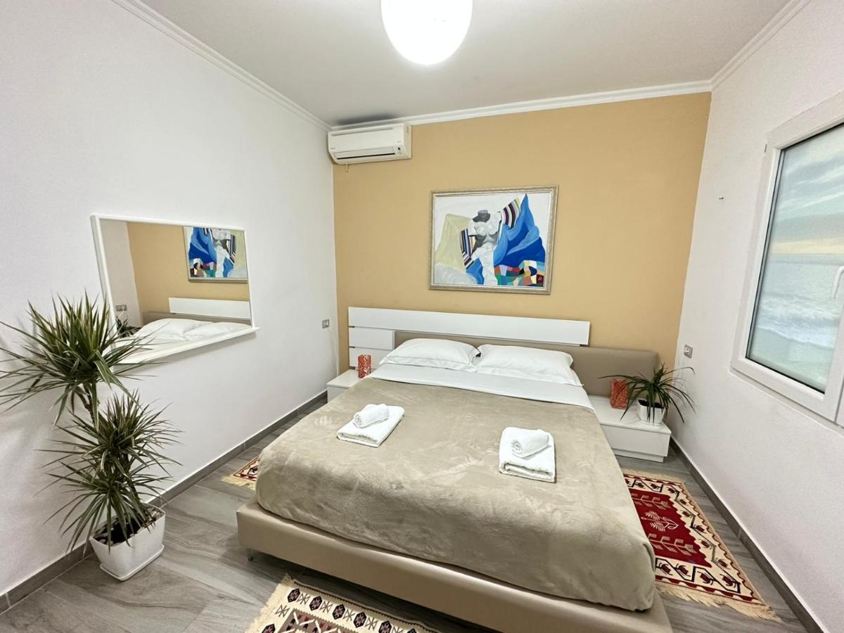 Home Aquamarine & Residence Vlorë Екстериор снимка