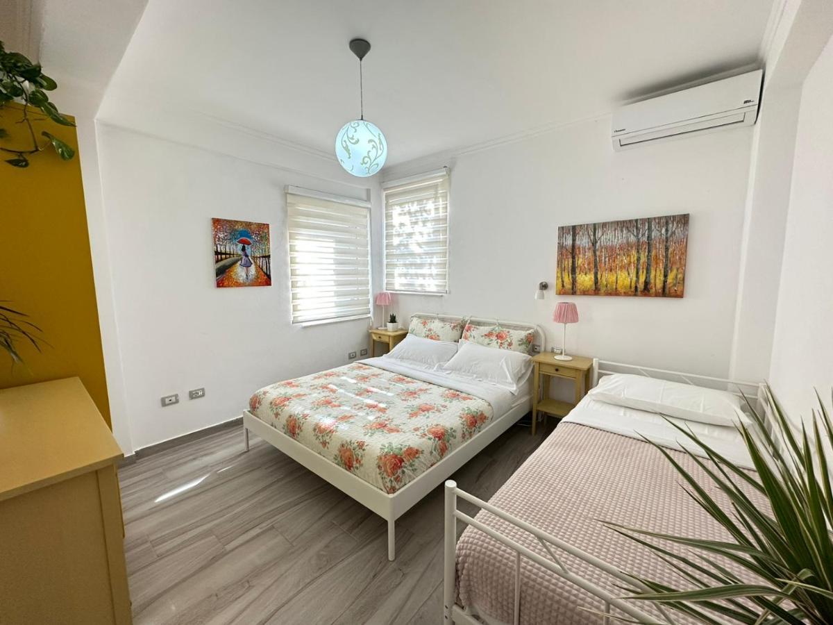 Home Aquamarine & Residence Vlorë Екстериор снимка