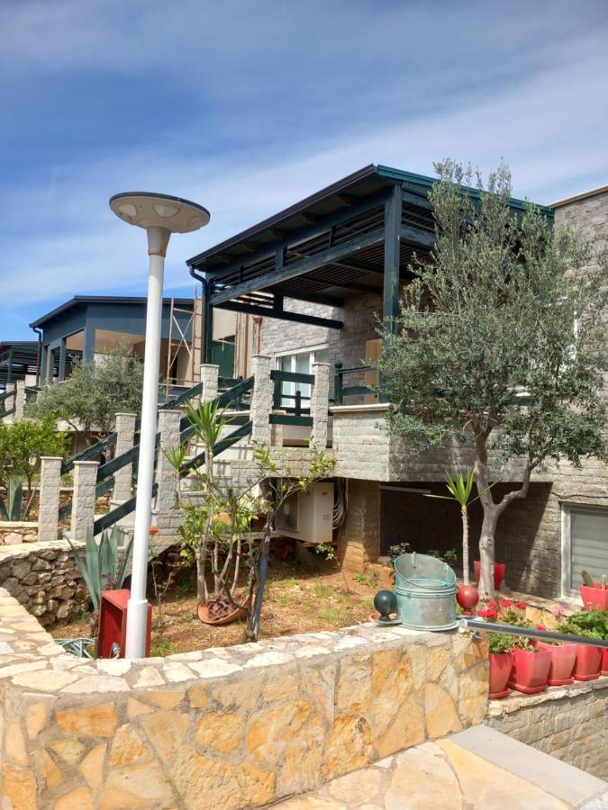 Home Aquamarine & Residence Vlorë Екстериор снимка